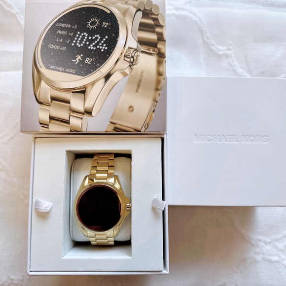 NWB Michael Kors Access Bradshaw Smartwatch MKT5001 - Picture 2 of 11